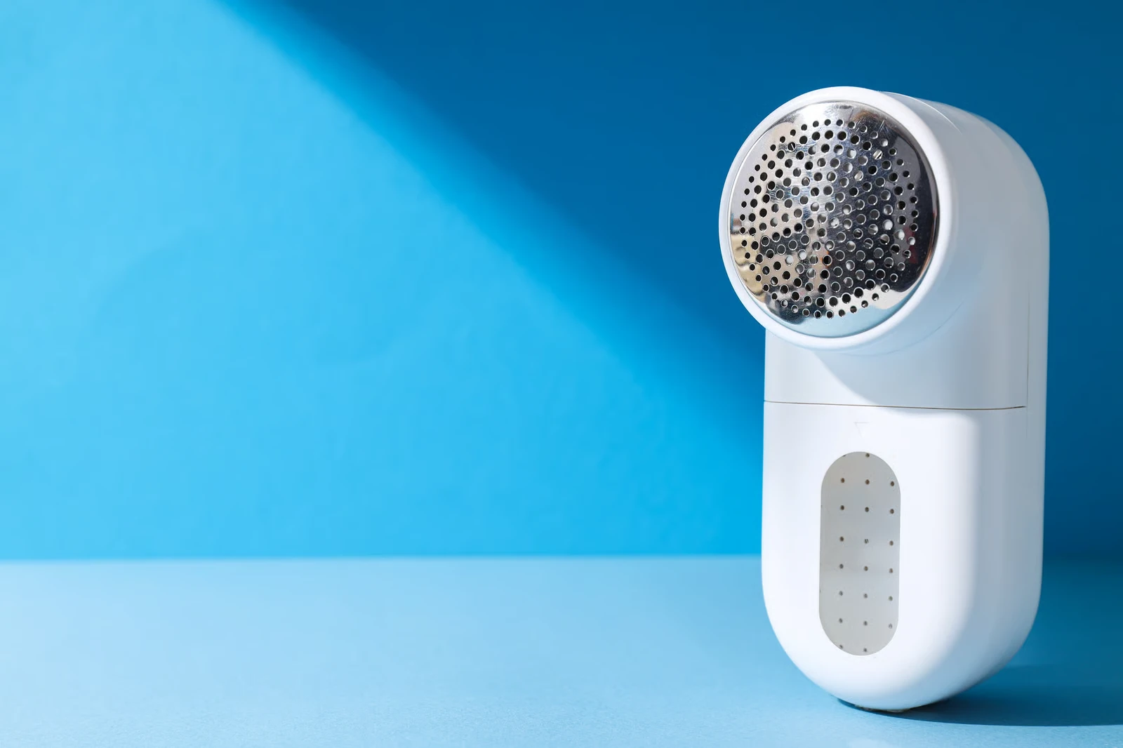 Custom Fabric Shaver Enclosures for Handheld Lint Remover Devices